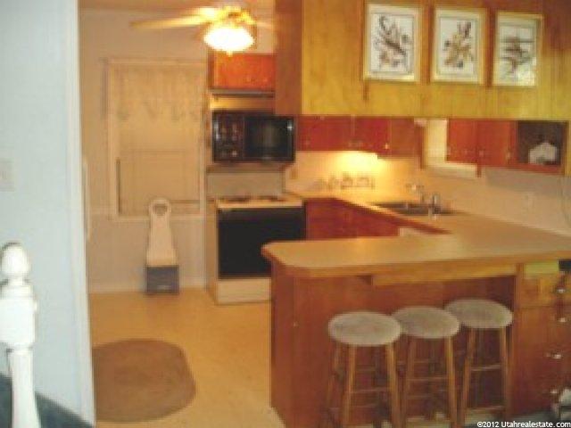 4529 Wander Ln, Holladay, UT 84117 — photo 3