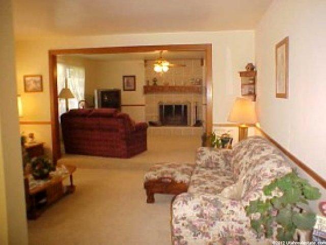 9893 Pinehurst Dr, Sandy, UT 84092 — photo 3