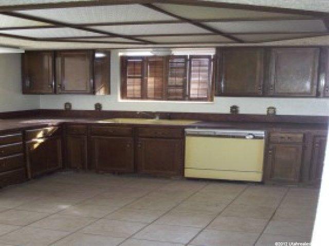 2475 W 4550 S, Roy, UT 84067 — photo 2