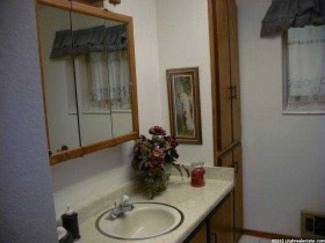 850 W 3000 S, Vernal, UT 84078 — photo 3