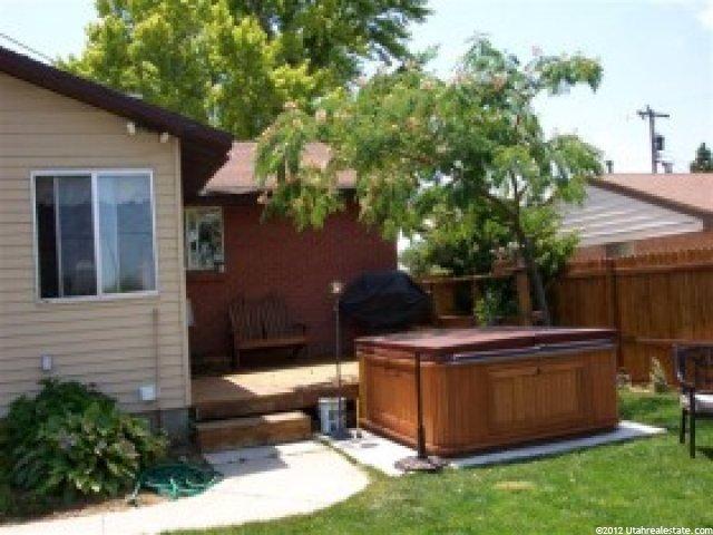 2020 W 6075 S, Roy, UT 84067 — photo 6