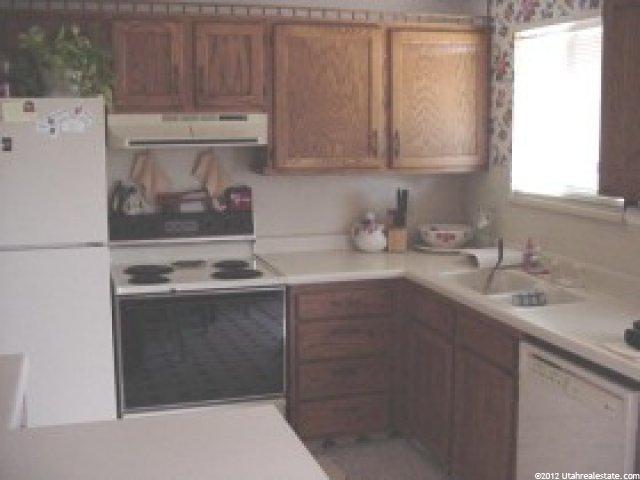 540 E 200 S, Centerville, UT 84014 — photo 3