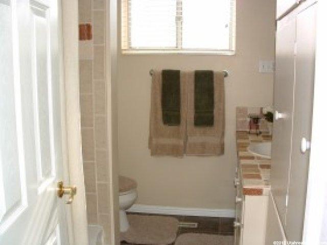 75 E Wicker Ln, Bountiful, UT 84010 — photo 5