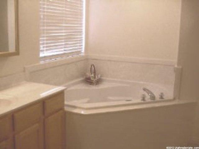221 E 2525 S, Clearfield, UT 84015 — photo 3