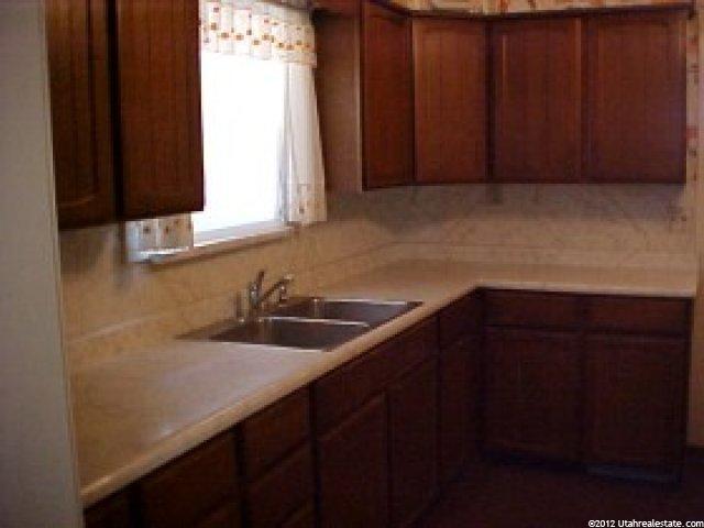 189 W Center St, Midvale, UT 84047 — photo 3