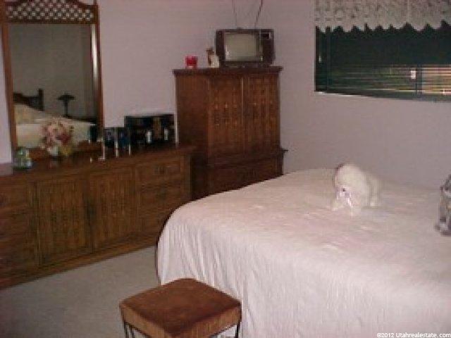 586 S 775 E, Ogden, UT 84404 — photo 3