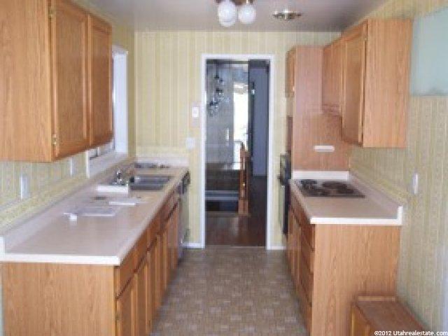 8490 S 1430 E, Sandy, UT 84093 — photo 3