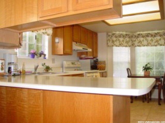 93 Hanover Dr, Orem, UT 84058 — photo 3