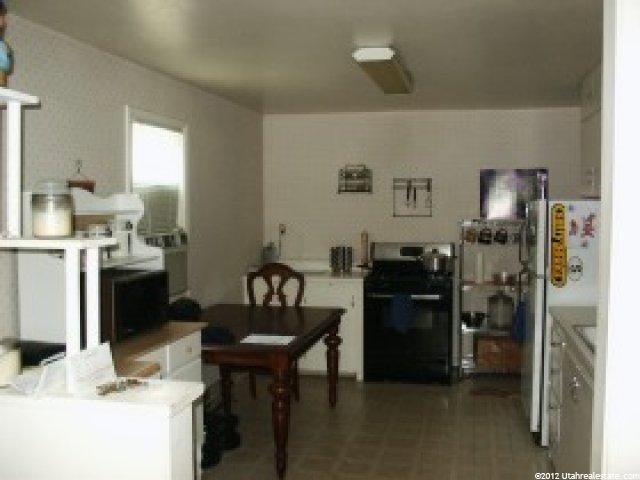 265 W 200 N, Bountiful, UT 84010 — photo 2