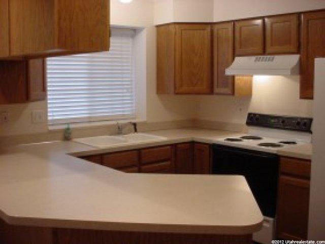 360 W 4900 S #2, Washington Terrace, UT 84405 — photo 3