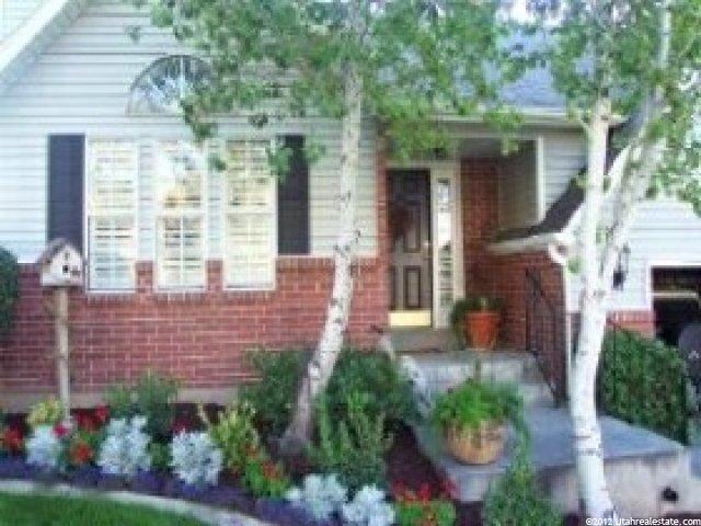 10322 Edgecliff Dr, Sandy, UT 84092 — photo 8