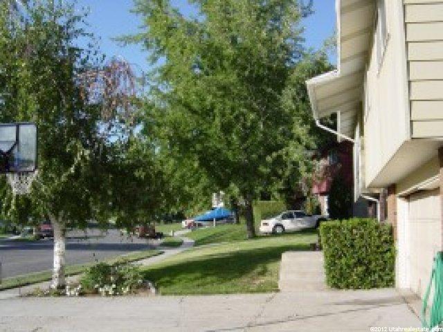 5778 Maplewood Dr, South Ogden, UT 84405 — photo 3