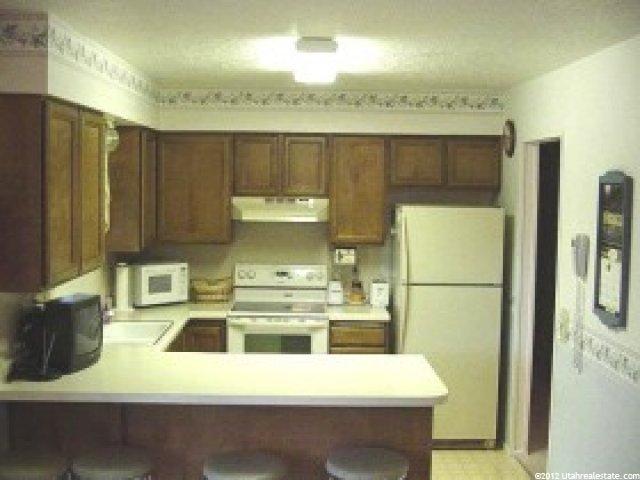 1181 N 675 W, West Bountiful, UT 84087 — photo 4