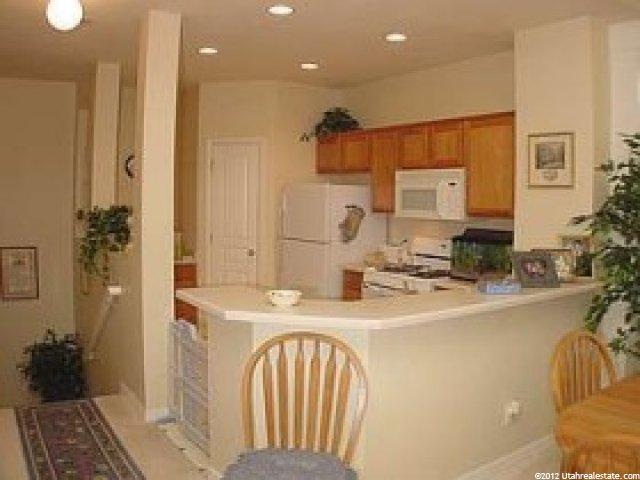 985 Courtyard Ln, Centerville, UT 84014 — photo 3
