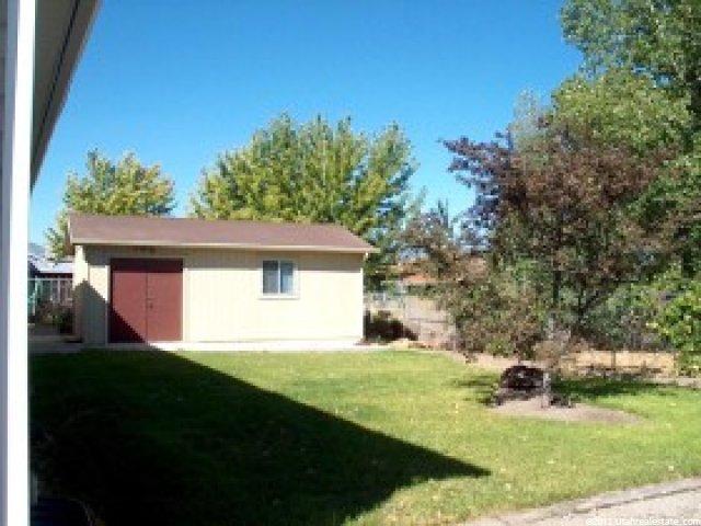 4266 Sun Dr, Kearns, UT 84118 — photo 3