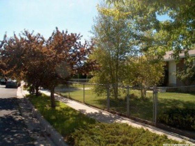 4266 Sun Dr, Kearns, UT 84118 — photo 4