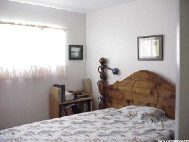 5137 Pieper Blvd, Kearns, UT 84118 — photo 3