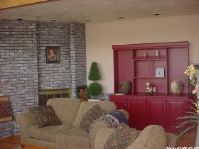 784 Northridge Dr, Bountiful, UT 84010 — photo 4
