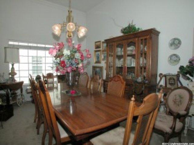 5875 Royalton Dr, Murray, UT 84107 — photo 5