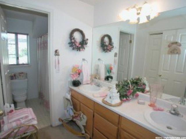 5875 Royalton Dr, Murray, UT 84107 — photo 6