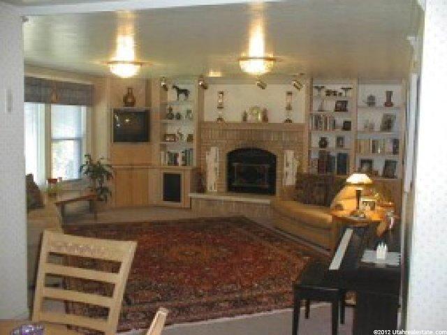 11588 Woodhampton Dr, Sandy, UT 84092 — photo 5