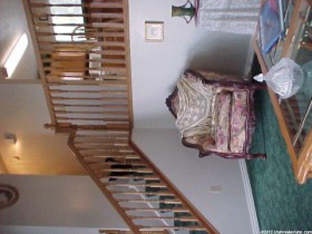 5546 S 3100 W, Roy, UT 84067 — photo 4