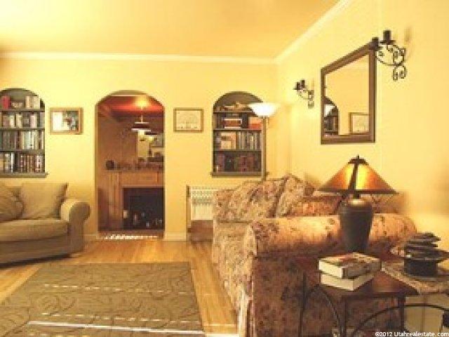7668 Chapel St, Midvale, UT 84047 — photo 2