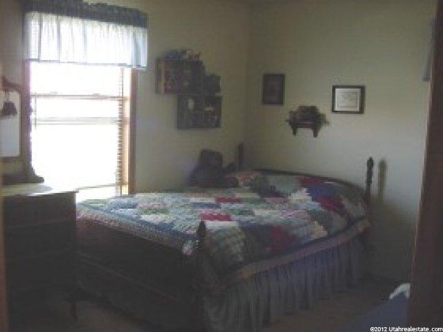 372 E 150 N, Hyde Park, UT 84318 — photo 8