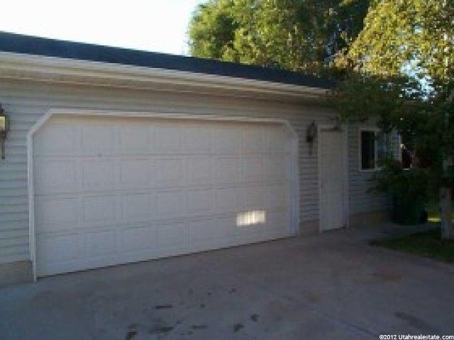 5715 S 2800 W, Roy, UT 84067 — photo 4