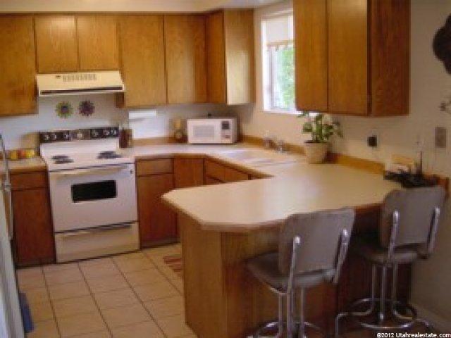 571 E Center St, Providence, UT 84332 — photo 6