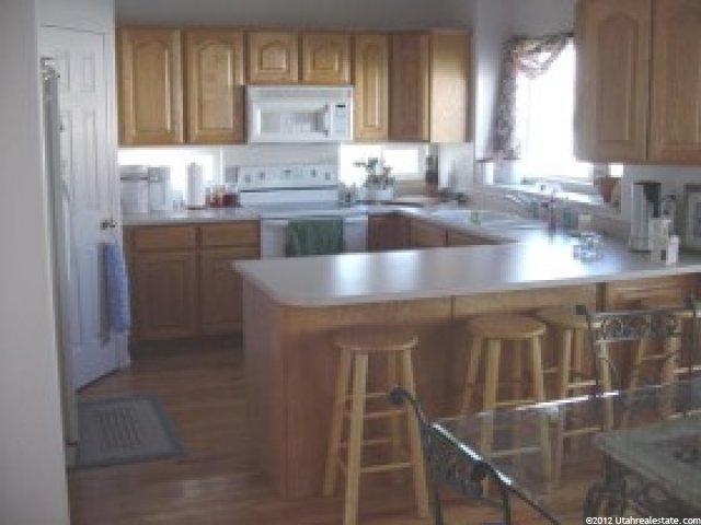 63 E 1720 N, Layton, UT 84041 — photo 5