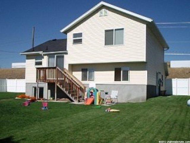4172 Parker Dr, Riverdale, UT 84405 — photo 2