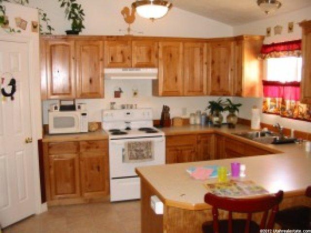 384 S 200 E, Mona, UT 84645 — photo 3
