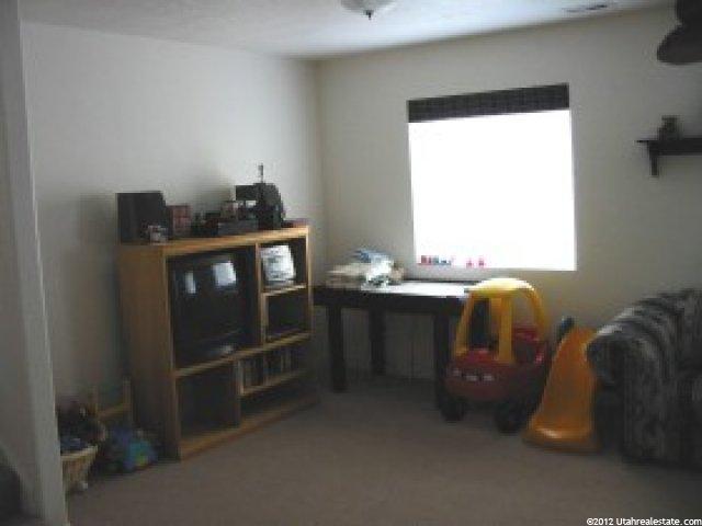 384 S 200 E, Mona, UT 84645 — photo 4