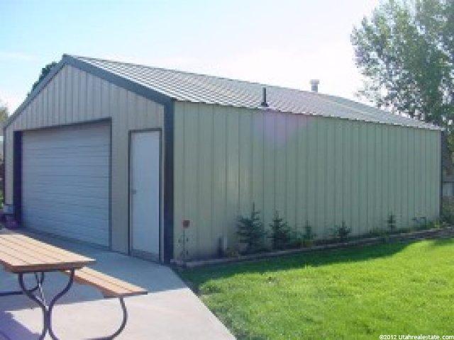 2073 N 1200 W, Clinton, UT 84015 — photo 2
