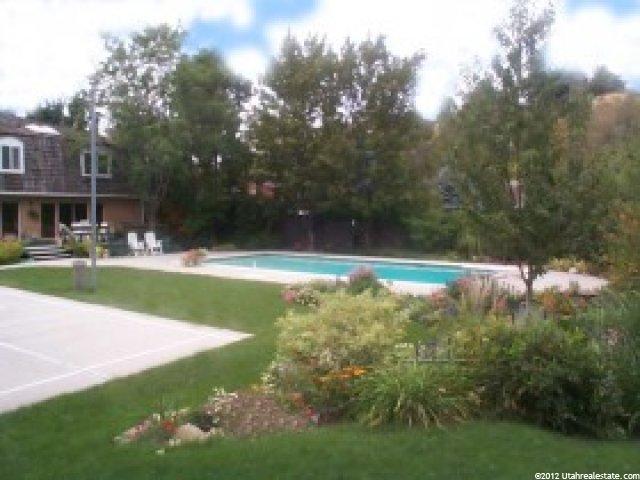 7979 Royal Ln, Sandy, UT 84093 — photo 2
