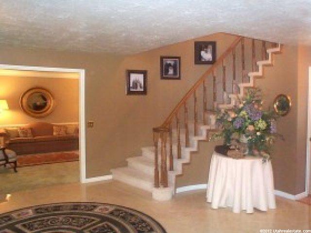 7979 Royal Ln, Sandy, UT 84093 — photo 4