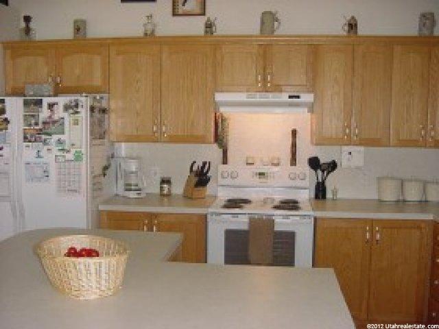 77 N 100 W, Wellsville, UT 84339 — photo 6