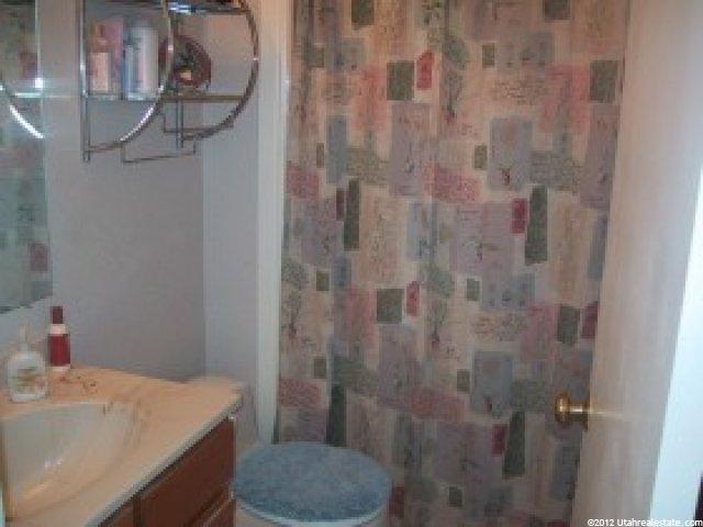241 Angel St, Sandy, UT 84070 — photo 4
