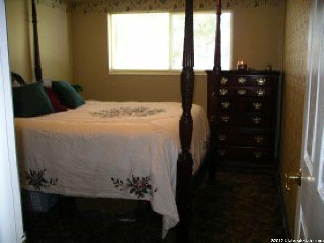 904 Carnation Dr, Sandy, UT 84094 — photo 3