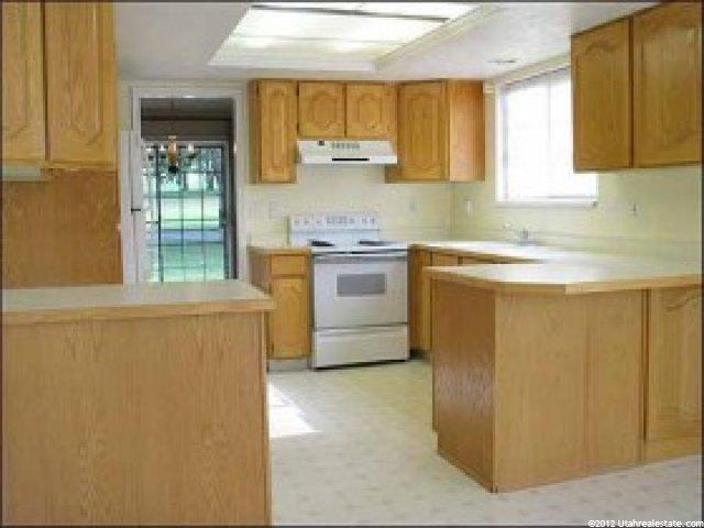 8 Lankshire Dr, Ogden, UT 84414 — photo 3