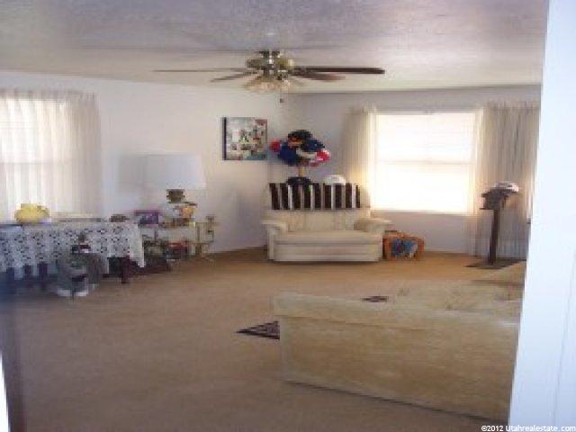 122 W 2100 N, Sunset, UT 84015 — photo 3