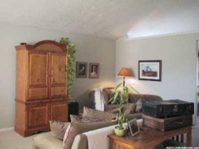 5555 S 4100 W, Roy, UT 84067 — photo 3