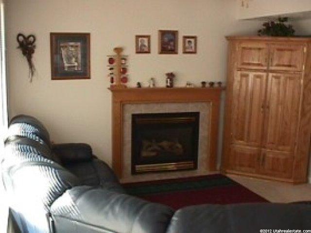 637 W Chase Ln, Centerville, UT 84014 — photo 4