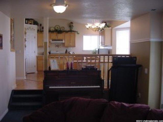 658 E 440 S, Hyrum, UT 84319 — photo 6