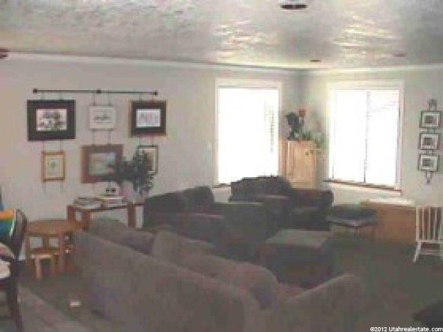 9154 Scirlein Dr, Sandy, UT 84094 — photo 3