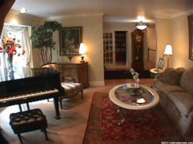 2465 Maple Creek Ln, Sandy, UT 84092 — photo 2