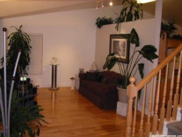 429 W 1050 N, Centerville, UT 84014 — photo 2