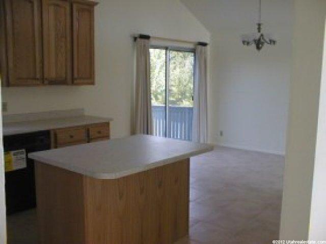 1581 Bainbridge Rd, Sandy, UT 84092 — photo 3