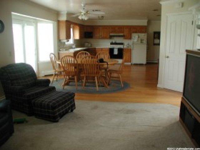 39 N 1050 W, Kaysville, UT 84037 — photo 2